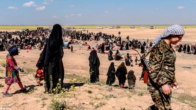 عناصر داعش اثناء هزيمتهم في الباغوز
