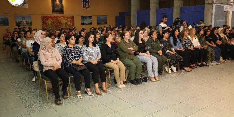 ندوة حوارية في القامشلي تبحث دور المرأة السريانية في المجتمع والمجال العسكري