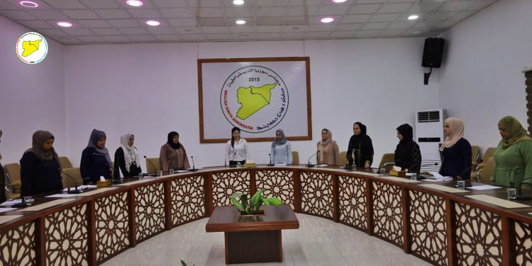 مكتب المرأة في مسد ومنسقية الأحزاب يناقشان قضايا المرأة والتحديات الراهنة