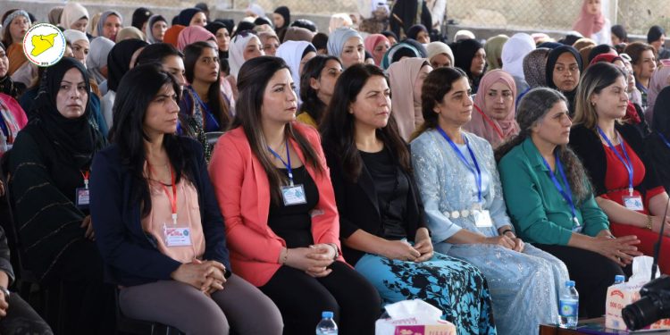 وفد من مسد يشارك في المؤتمر الـ 3 لمجلس المرأة العام في حزب سوريا المستقبل