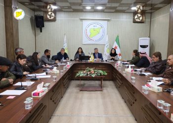 مسد ومنسقية القوى السياسية والمجتمعية بالحسكة يناقشان مستقبل سوريا