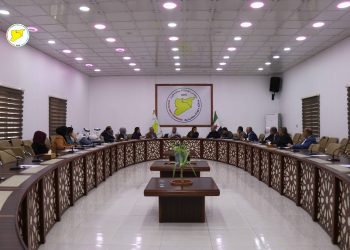 الرقة تعقد اجتماعاً هاماً لتعزيز المشاركة المجتمعية وتمثيل المدينة في المسارات التفاوضية الوطنية