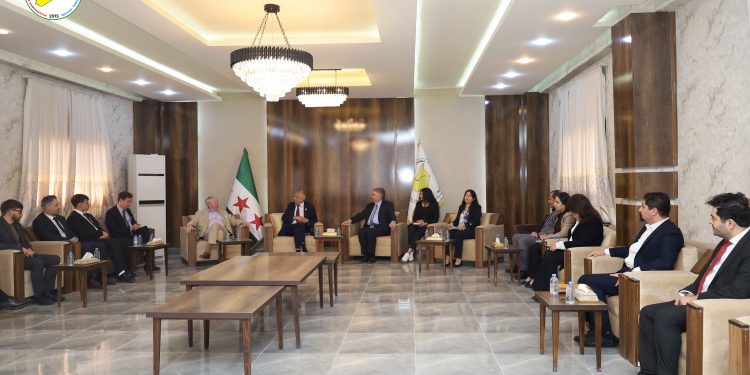 الوفد الأوروبي يؤكد دعمه لاستقرار المنطقة ويشيد بمشروع «مسد» ونموذج التعايش المشترك