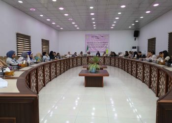 النساء في اجتماعهن يقيّمن الأوضاع: التأكيد على الحوار ودور المرأة في بناء سوريا الجديدة