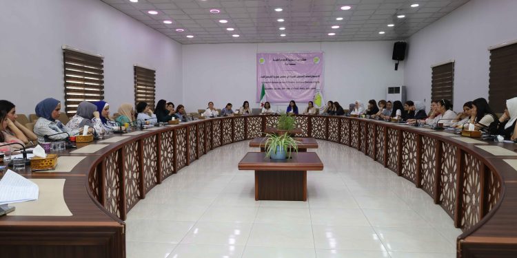 النساء في اجتماعهن يقيّمن الأوضاع: التأكيد على الحوار ودور المرأة في بناء سوريا الجديدة