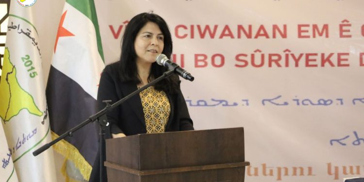 الرئيسة المشتركة لـ مسد تشارك في المؤتمر الثالث لمجلس شباب سوريا الديمقراطية