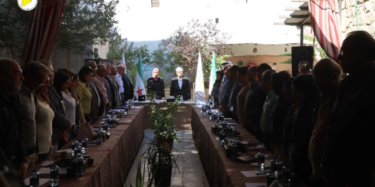 مكتب العلاقات ينظم جلسة حوارية مع السياسي سمير نشار في حلب