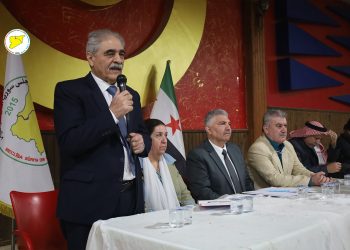 بمشاركة الرئيس المشترك.. اجتماع موسّع لـ مسد في قامشلي يؤكد وحدة المكونات السورية