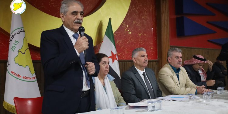 بمشاركة الرئيس المشترك.. اجتماع موسّع لـ مسد في قامشلي يؤكد وحدة المكونات السورية