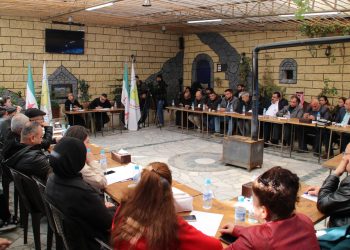جلسة حوارية في حلب تبحث مسار الانتقال من سقوط النظام إلى بناء الدولة