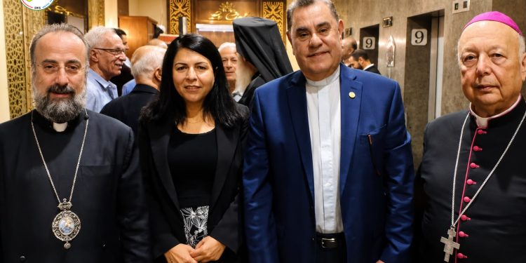 الرئيسة المشتركة لـ مسد تشارك في ملتقى "السلم الأهلي مسؤولية مشتركة" بدمشق