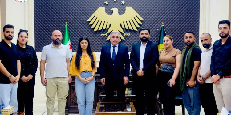 محافظ الحسكة يستقبل وفد مجلس شباب سوريا الديمقراطية